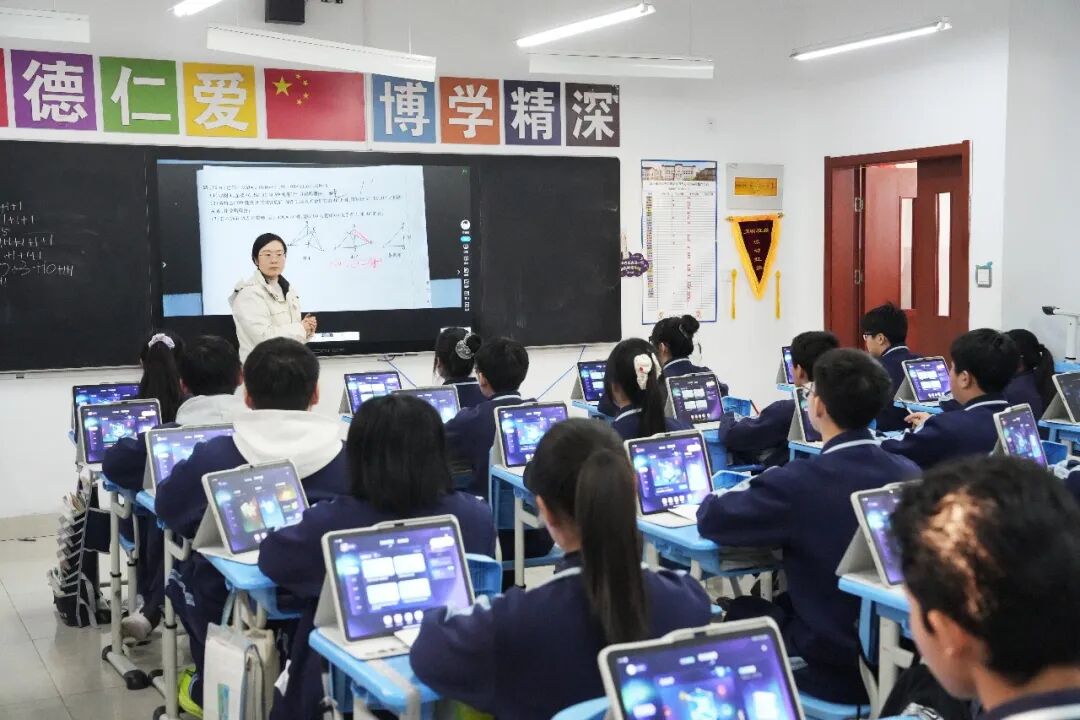 975adca2b80a3f9f3587aa59a12f1a21 南宫电子游戏-不凡成就非凡,相信品牌的力量